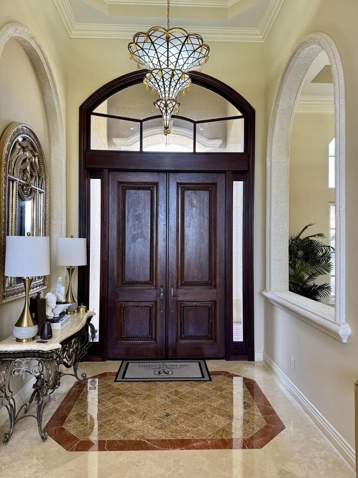 110 Se Rio Casarano - Photo 2 of 46