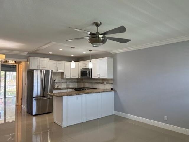 800 W Horizons 211 W - Photo 3 of 36