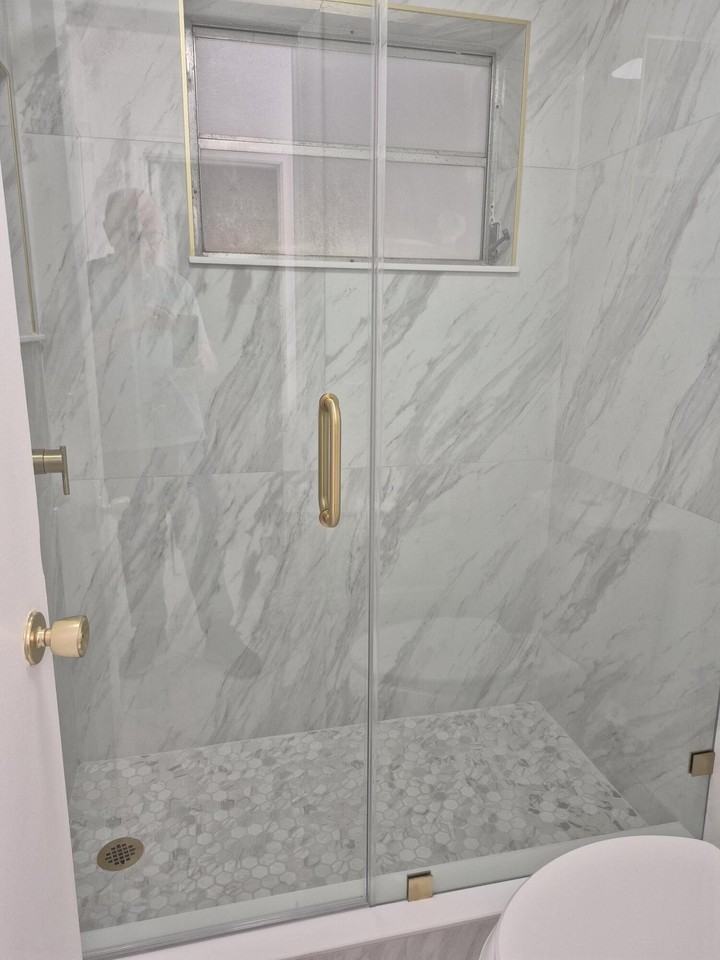 732 South Dr Apt C - Photo 7 of 11