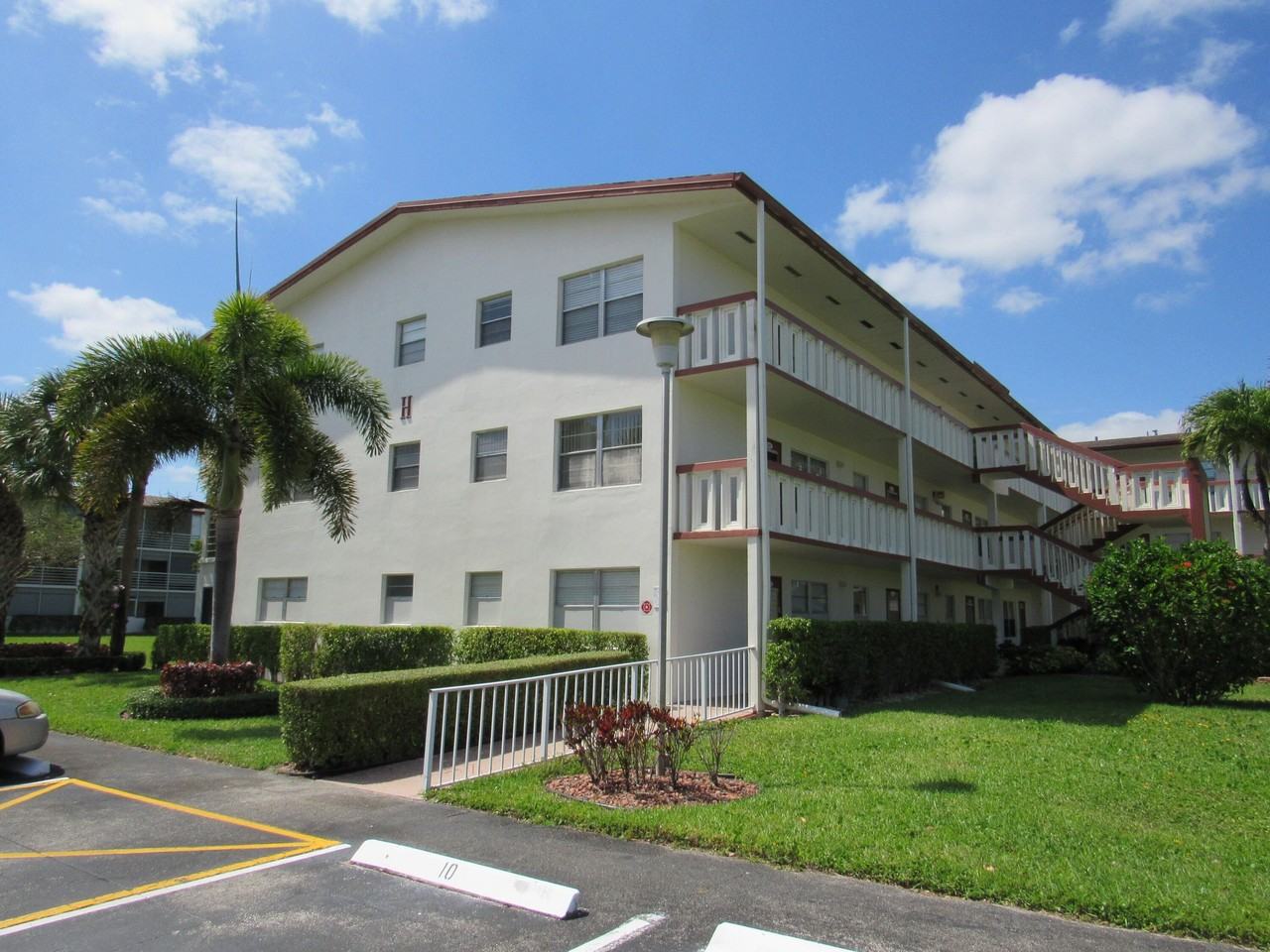 310 Brighton H - Photo 3 of 41