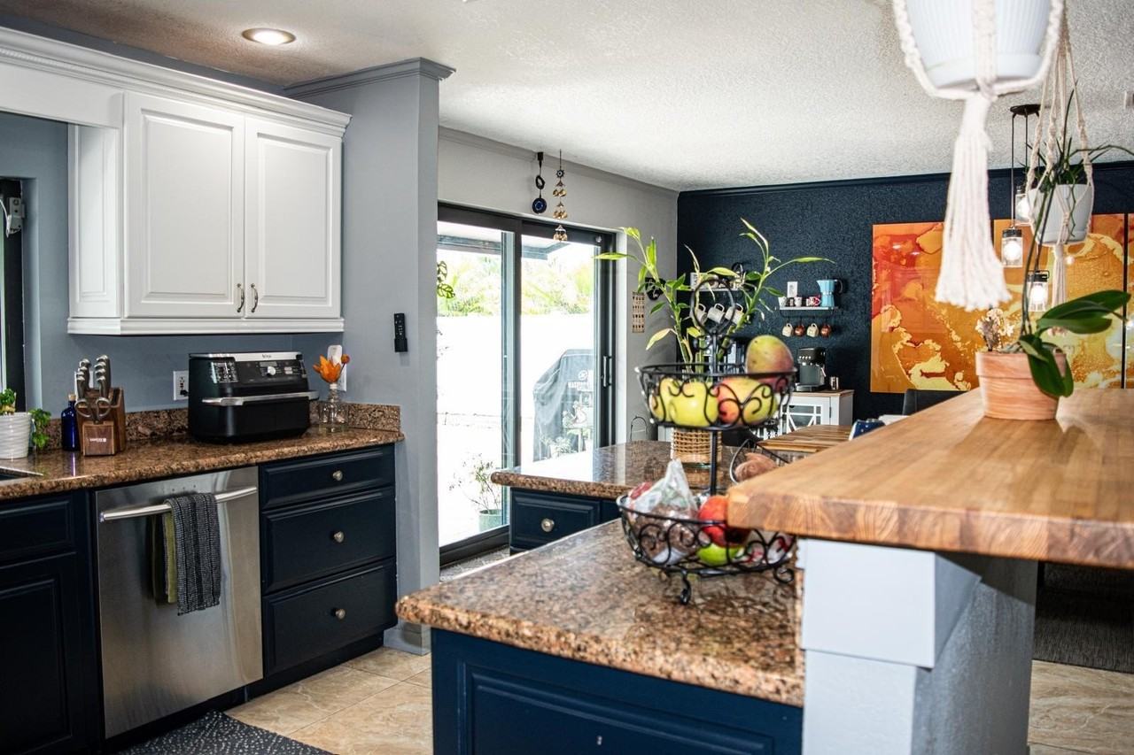 5432 Sandhurst Cir S - Photo 6 of 21