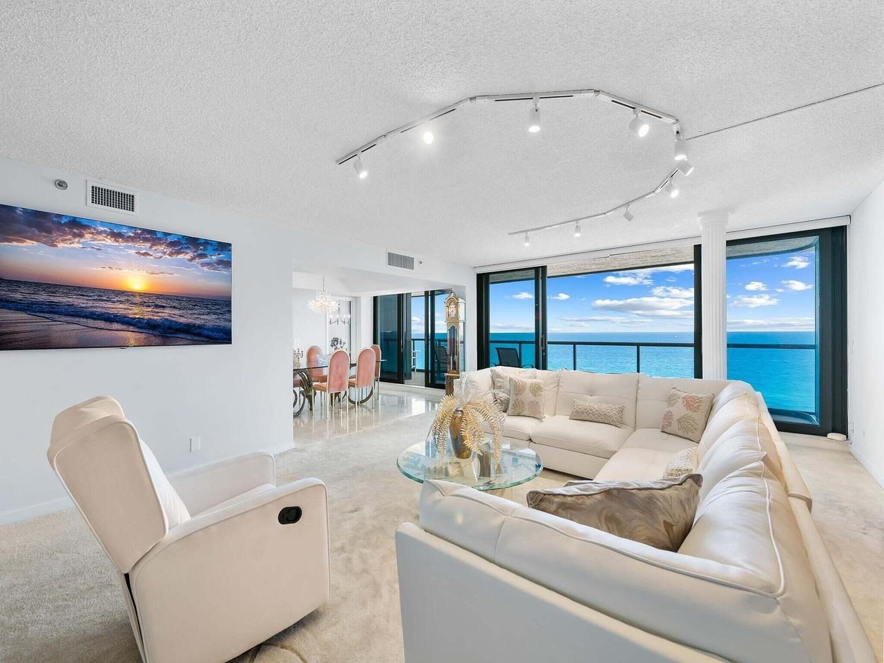 2727 S Ocean Blvd Apt 1406 - Photo 3 of 33