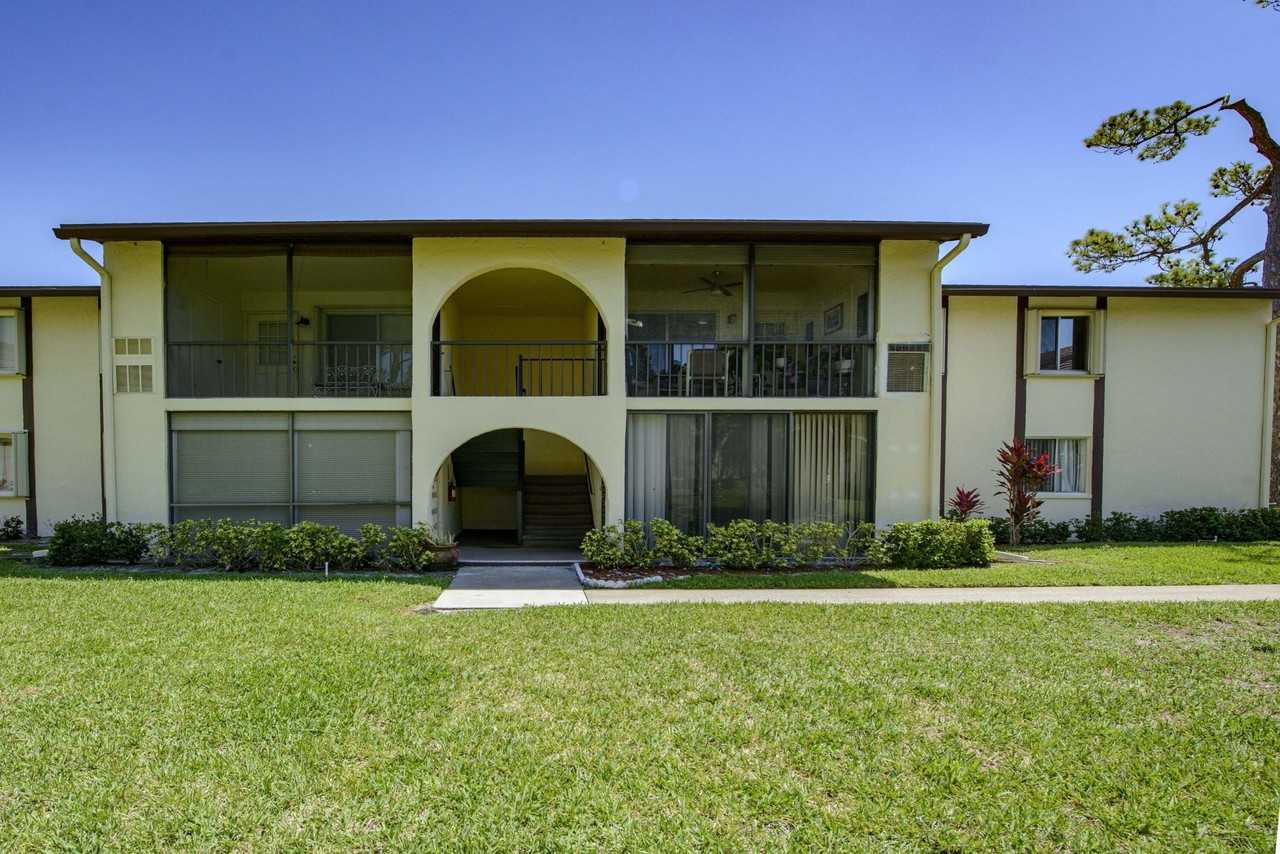 3531 Pine Needle Dr Unit C1 - Photo 2 of 40