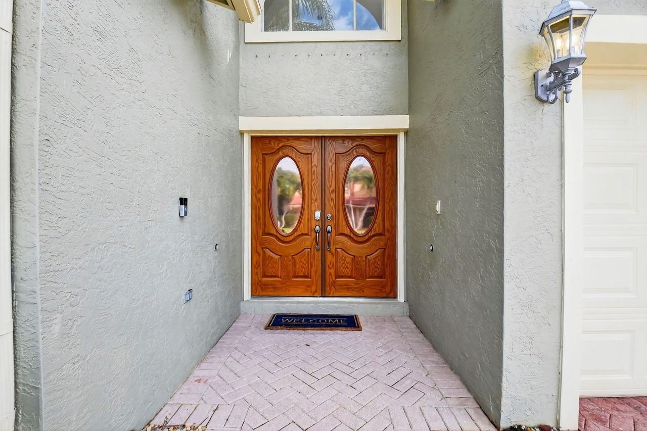 1282 Pebble Ridge Ln - Photo 4 of 50