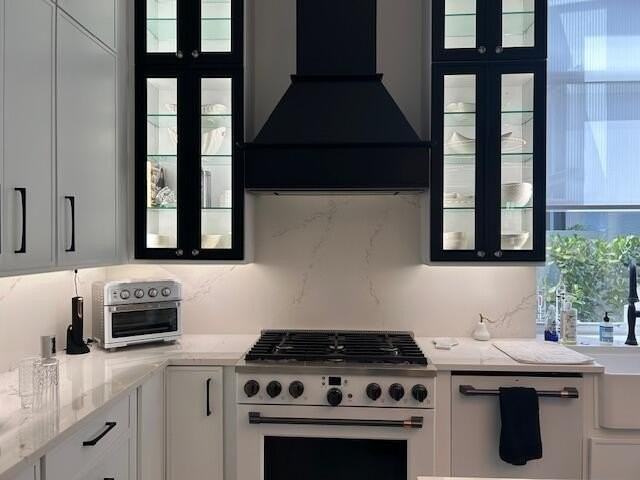 127 Sunset Cove Ln - Photo 3 of 33