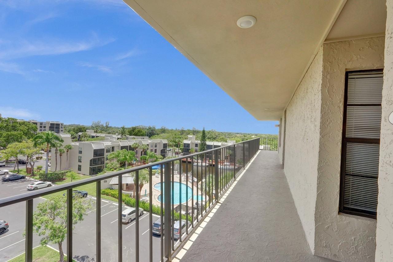 12 Royal Palm Way Unit 6020 - Photo 5 of 50