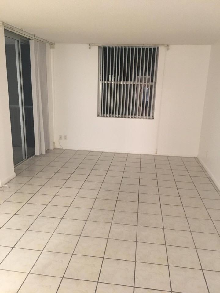 5280 Nw 2nd Ave Apt 213 - Photo 4 of 17