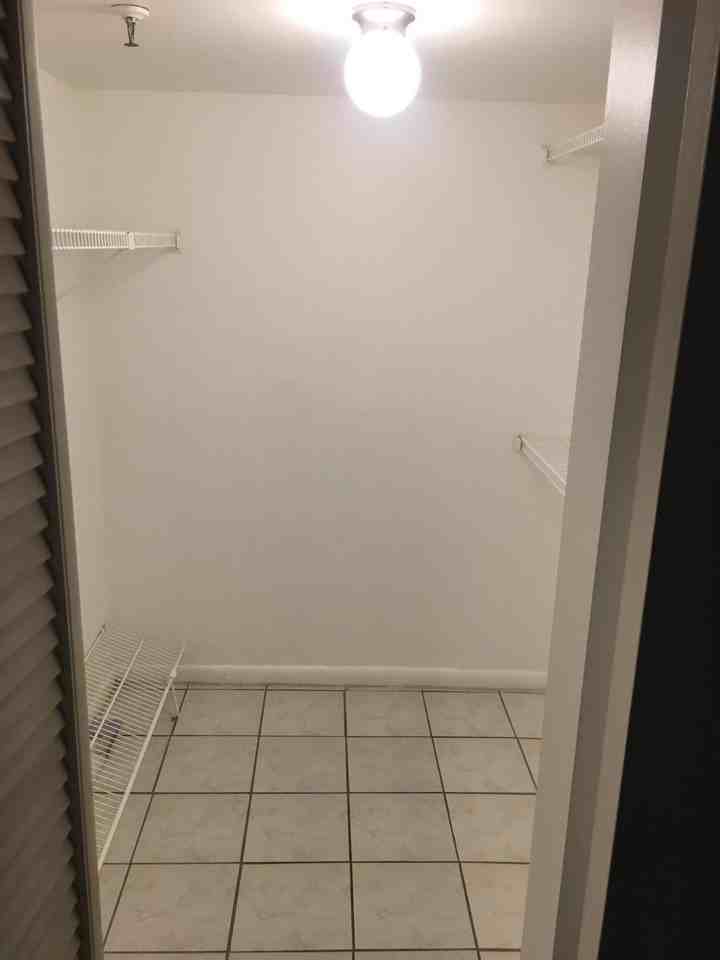 5280 Nw 2nd Ave Apt 213 - Photo 5 of 17