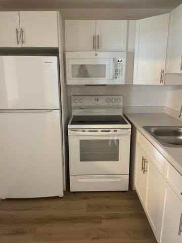 407 Sheffield Q Unit Q - Photo 3 of 16