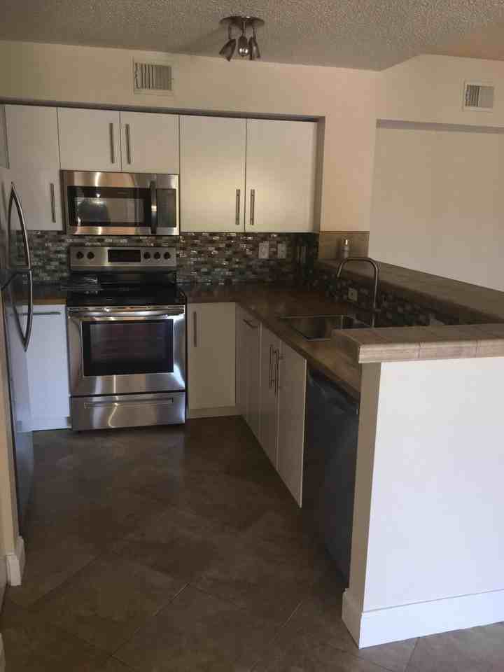 1721 Village 303 Boulevard - Photo 3 of 13