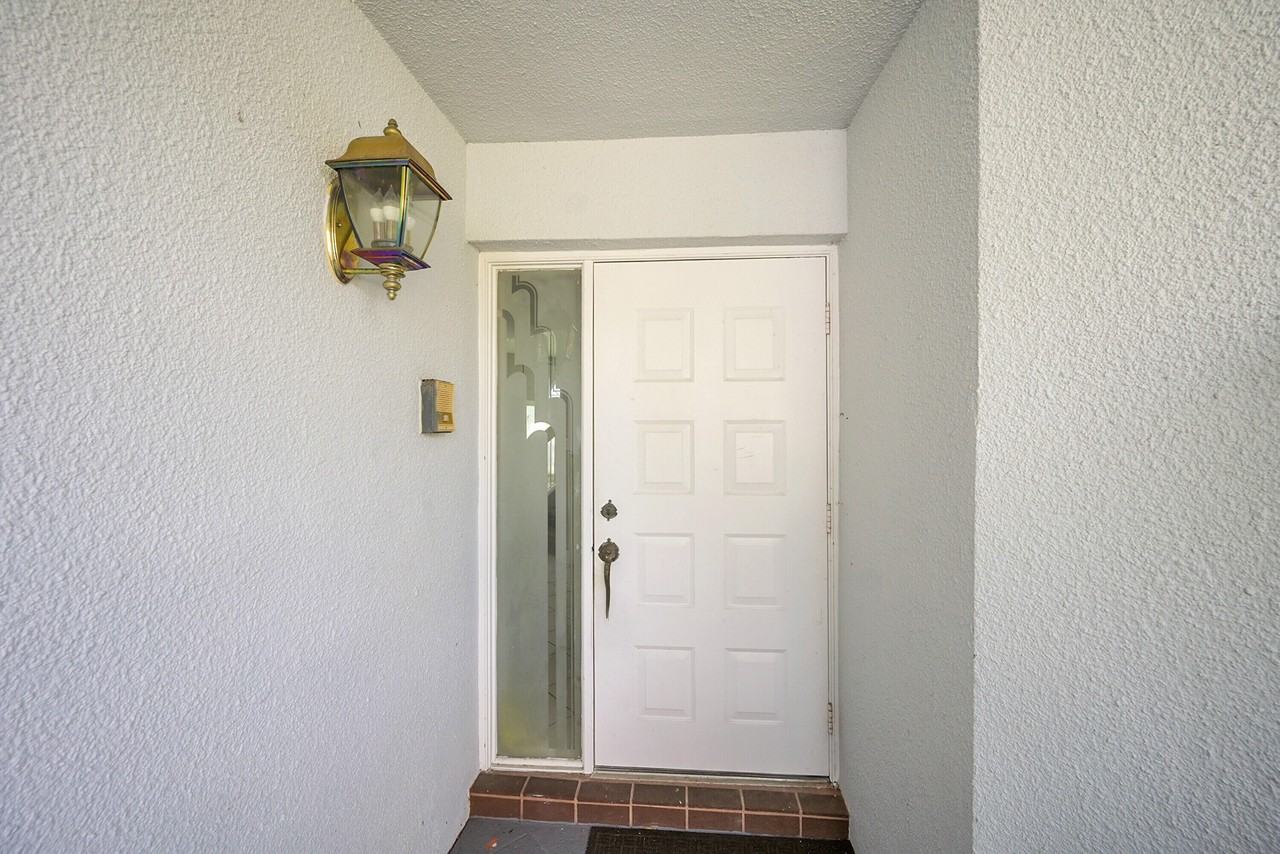 17094 Boca Club Blvd Apt 4 - Photo 4 of 45