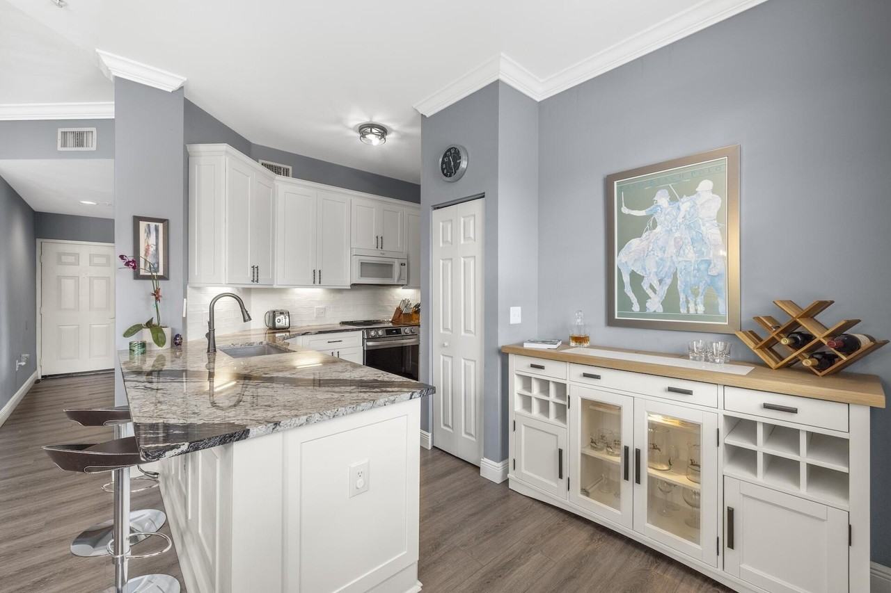 11730 St Andrews 301 Place - Photo 5 of 23