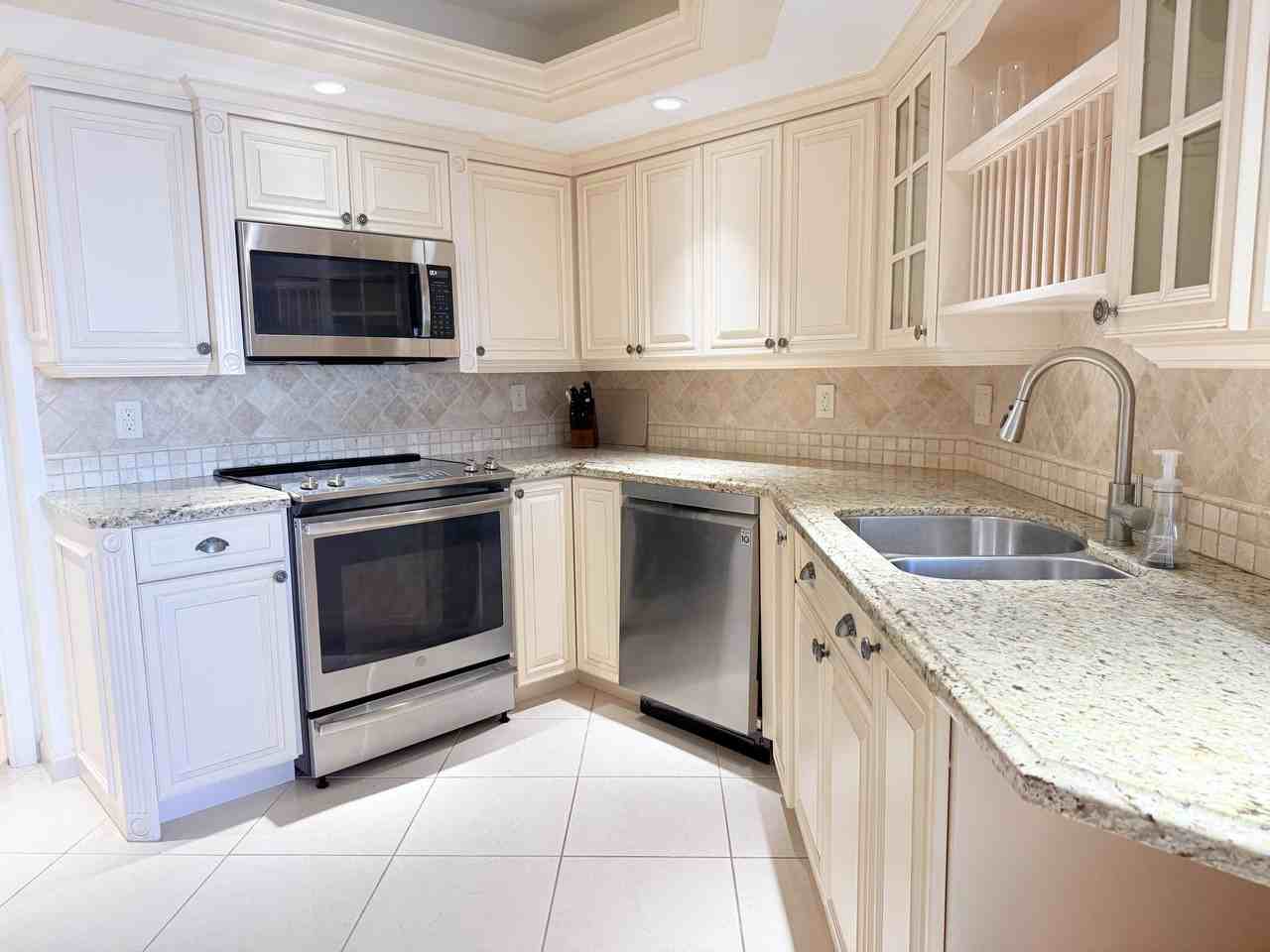 3560 S Ocean Blvd Apt 300 - Photo 7 of 25