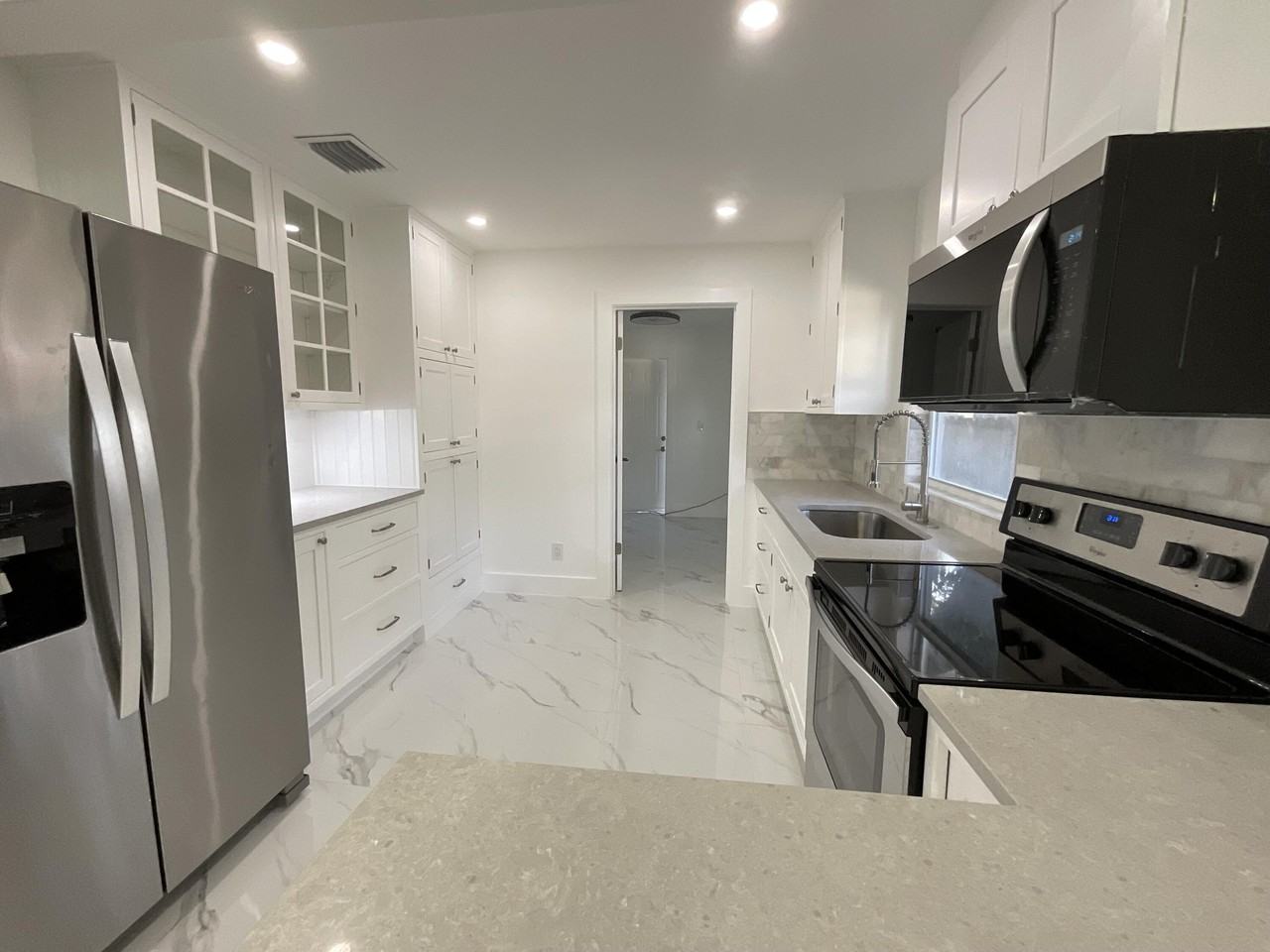 700 Tallapoosa St - Photo 5 of 48