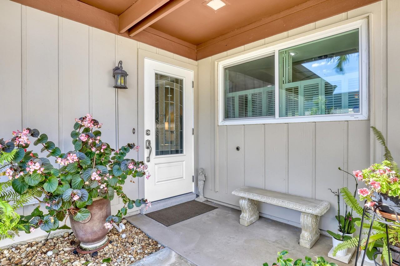 6598 Eastpointe Pines St - Photo 4 of 35