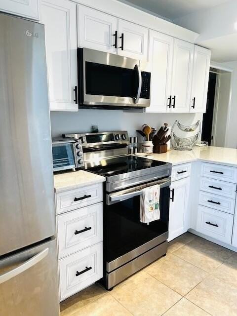 1201 Seafarer Cir Apt 204 - Photo 2 of 17