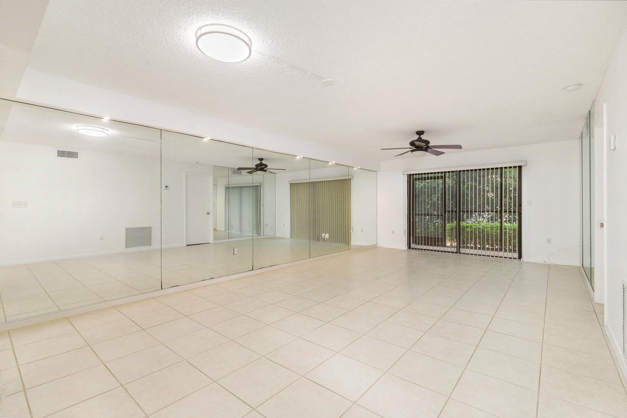 3525 S Ocean Blvd Apt 111 - Photo 3 of 18