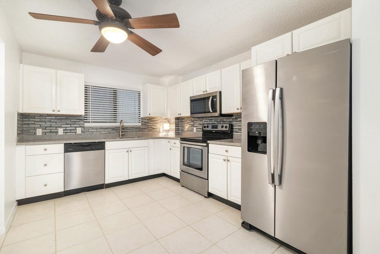 3525 S Ocean Blvd Apt 111 - Photo 7 of 18