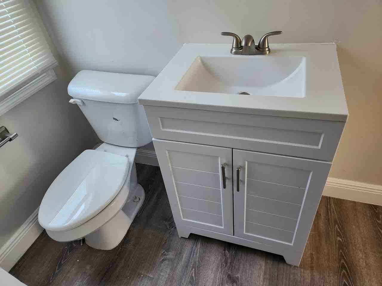 403 2nd Ave S - Photo 6 of 9