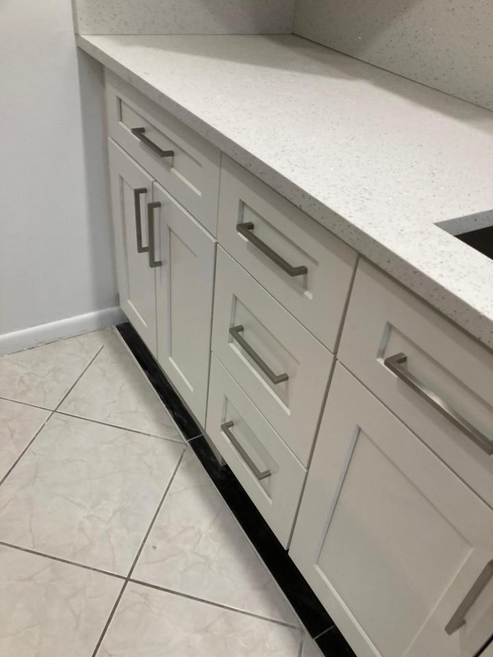 2070 Yarmouth D Unit 2070 - Photo 4 of 18