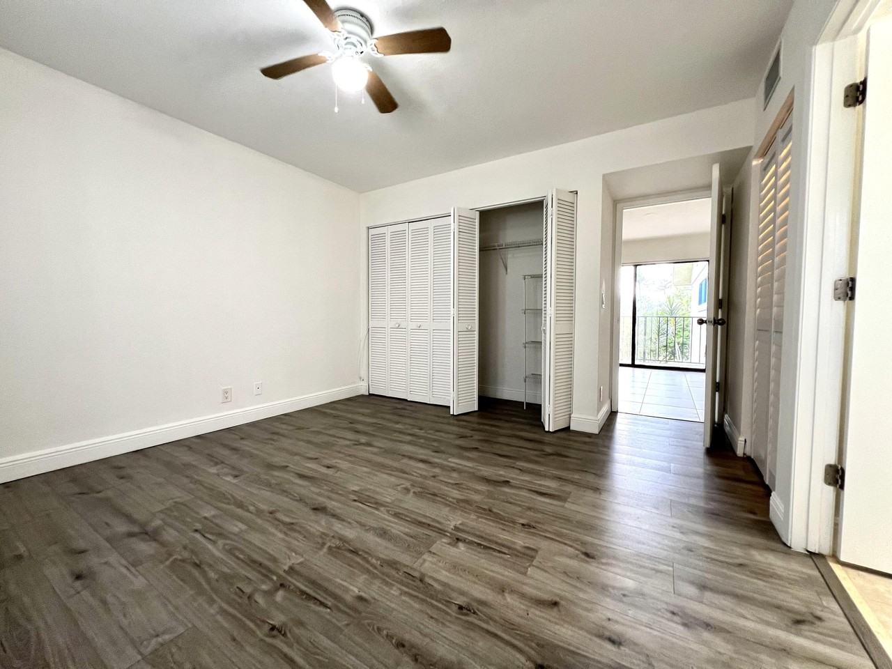 1581 Balfour Point Dr Apt E - Photo 7 of 19