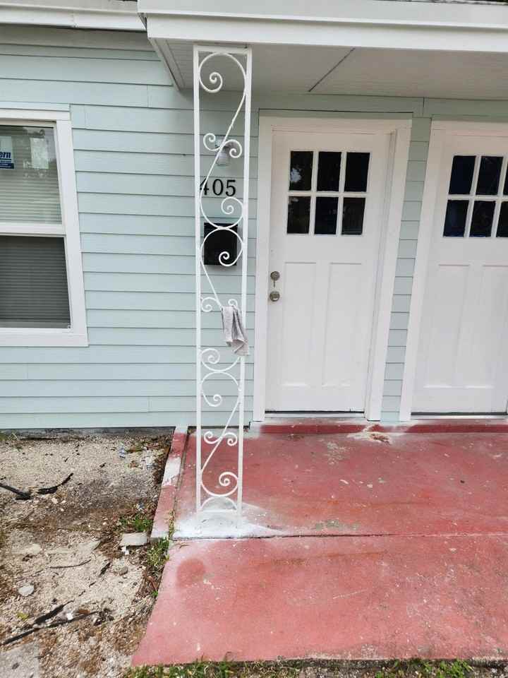 405 2nd Ave S - Photo 3 of 14