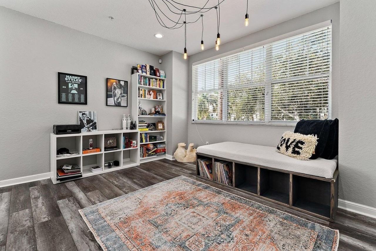 500 Pacific Grove Dr Unit 8 - Photo 7 of 31