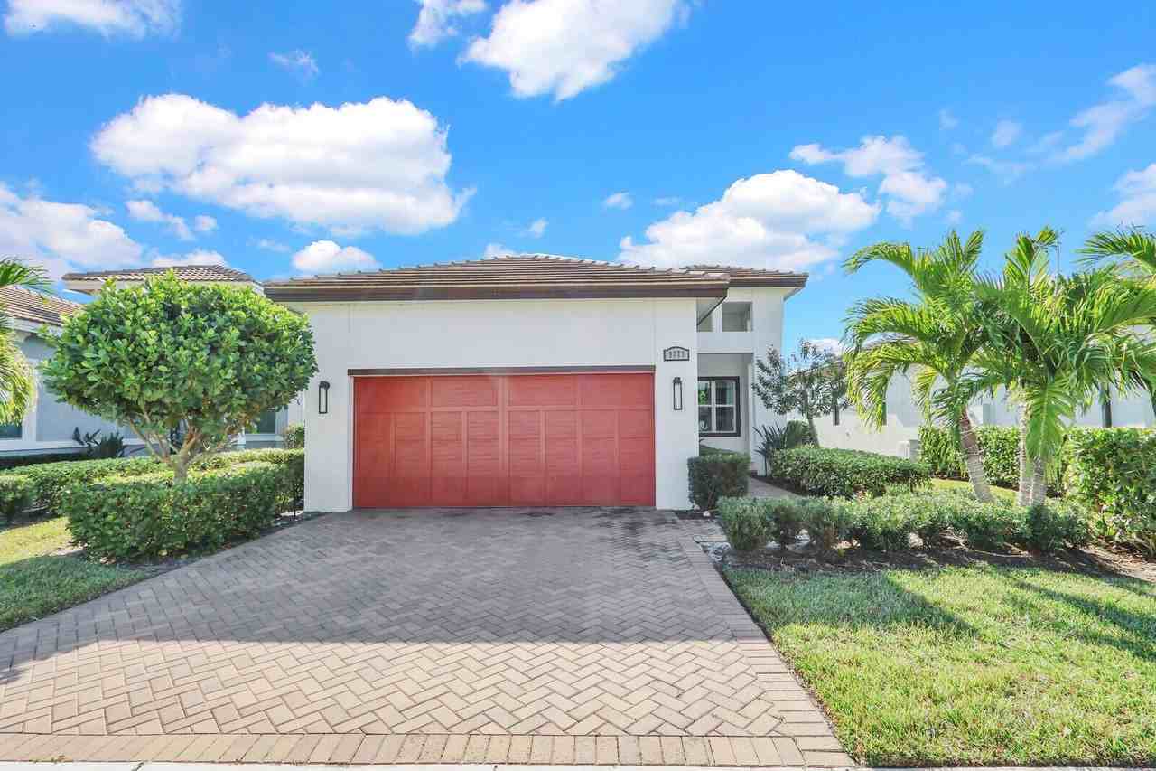 9273 Sw Pepoli Way - Photo 2 of 50