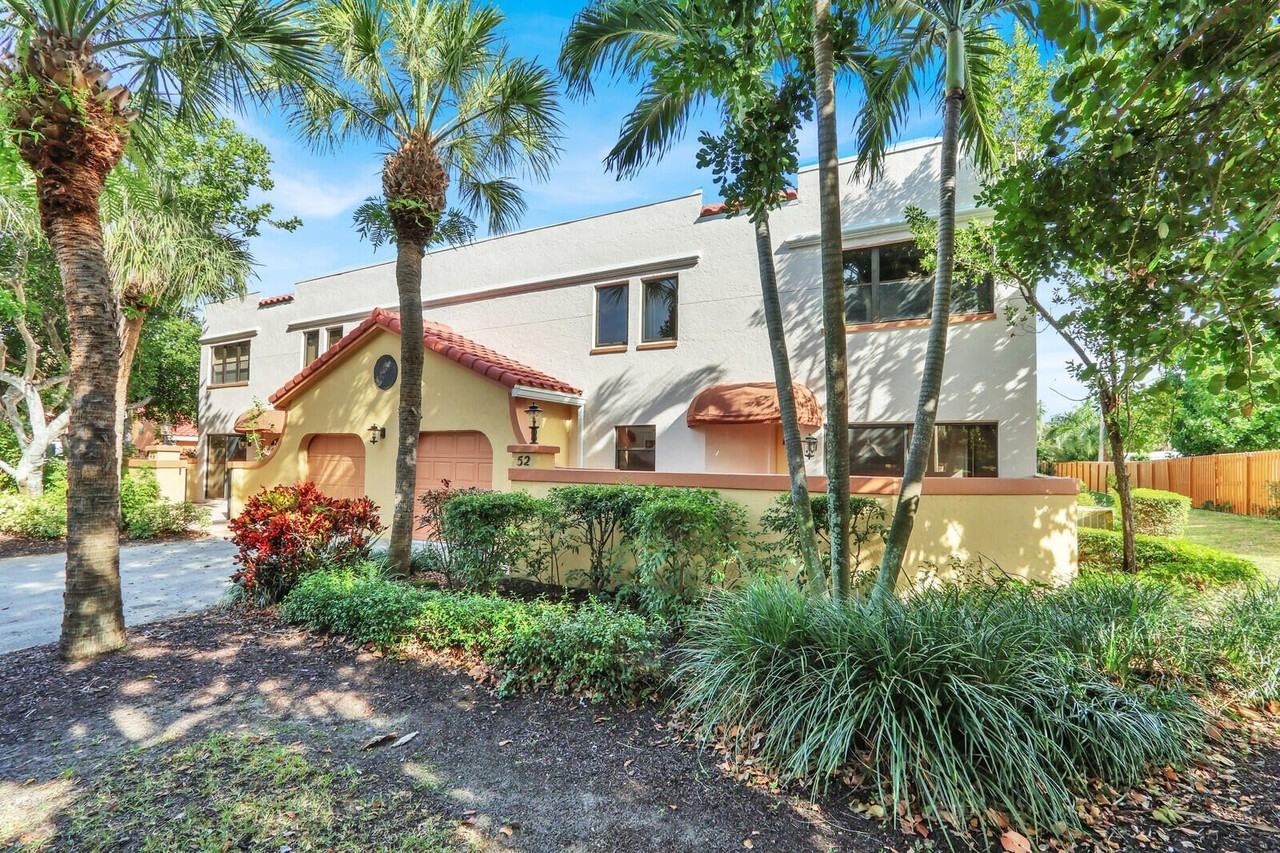 52 Uno Lago Dr - Photo 2 of 29