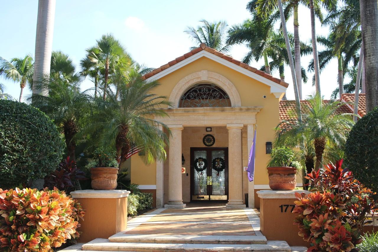 123 Yacht Club Way Apt 104 - Photo 2 of 19