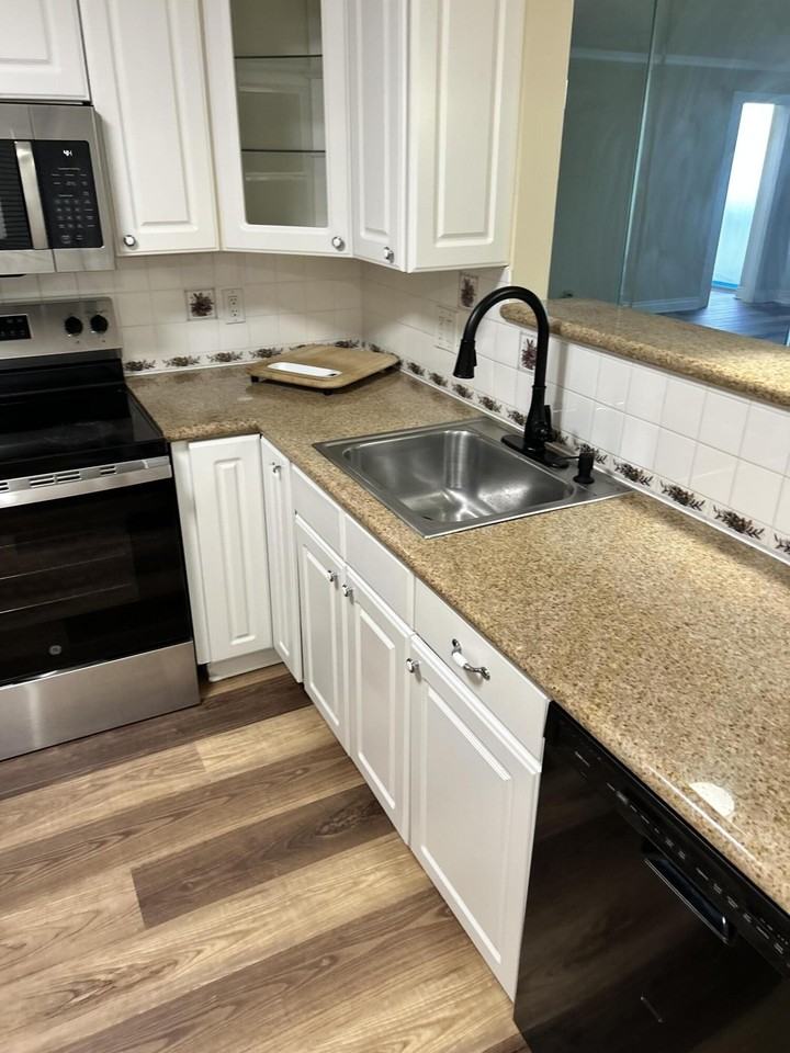 5201 Nw 2nd Ave Apt 112 - Photo 7 of 40