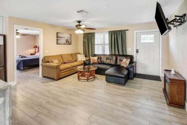 3574 Vagabond Rd - Photo 4 of 31