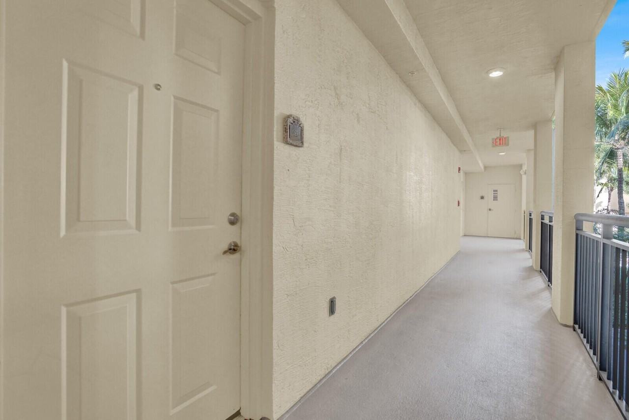 1201 Renaissance Way Unit 201 - Photo 6 of 29