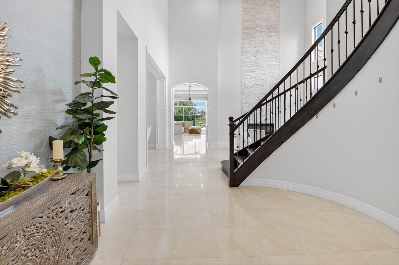 8198 Banpo Bridge Way - Photo 7 of 50