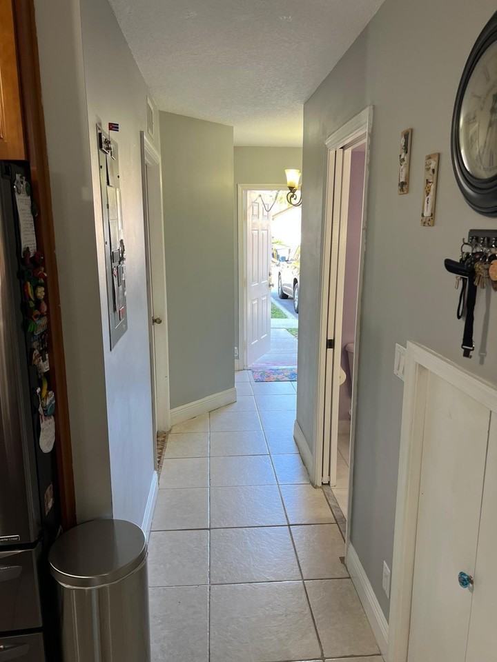 1602 Lakeview Dr W - Photo 4 of 37