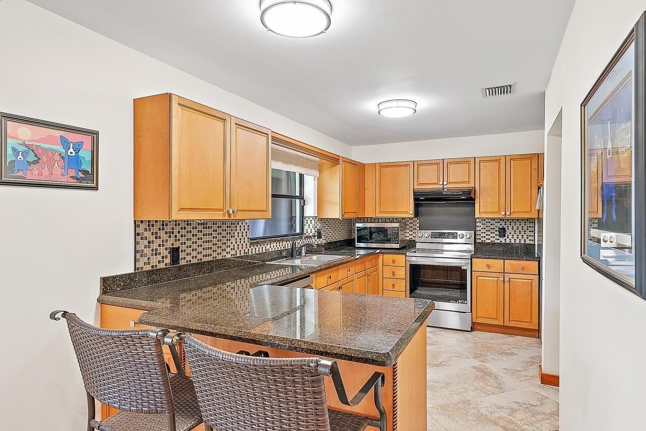 15629 95th Ave N - Photo 5 of 22