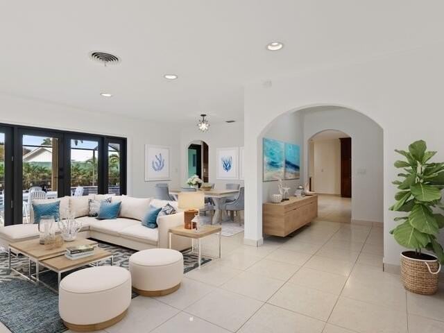 1705 Ashby Rd - Photo 3 of 21