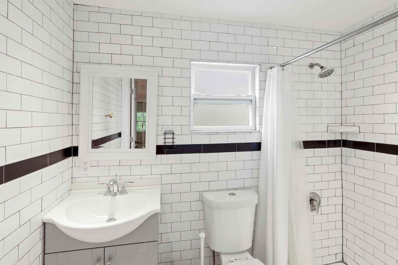 1309 Florida Ave - Photo 3 of 7