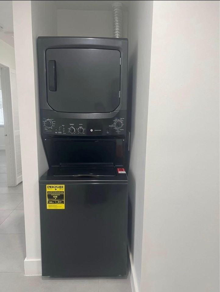 4791 Elmhurst Rd #B - Photo 4 of 8