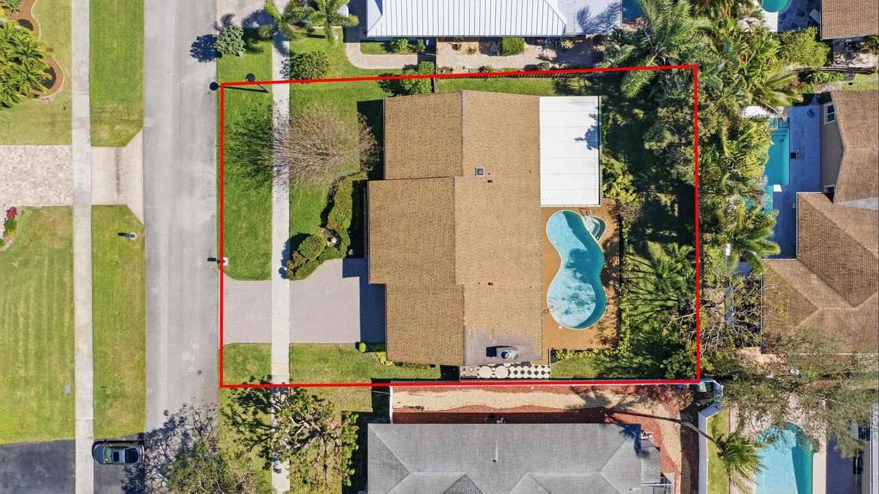 4914 Acorn Dr - Photo 2 of 43