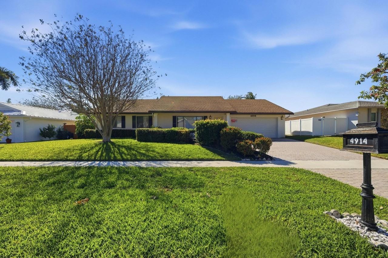 4914 Acorn Dr - Photo 3 of 43