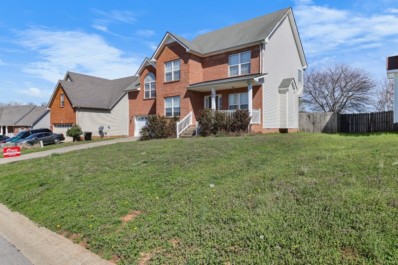 1213 Channelview Dr #1 - Photo 2 of 37