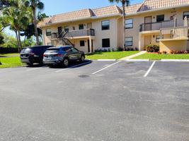 featured image of 6736 Palmetto Cir S #102