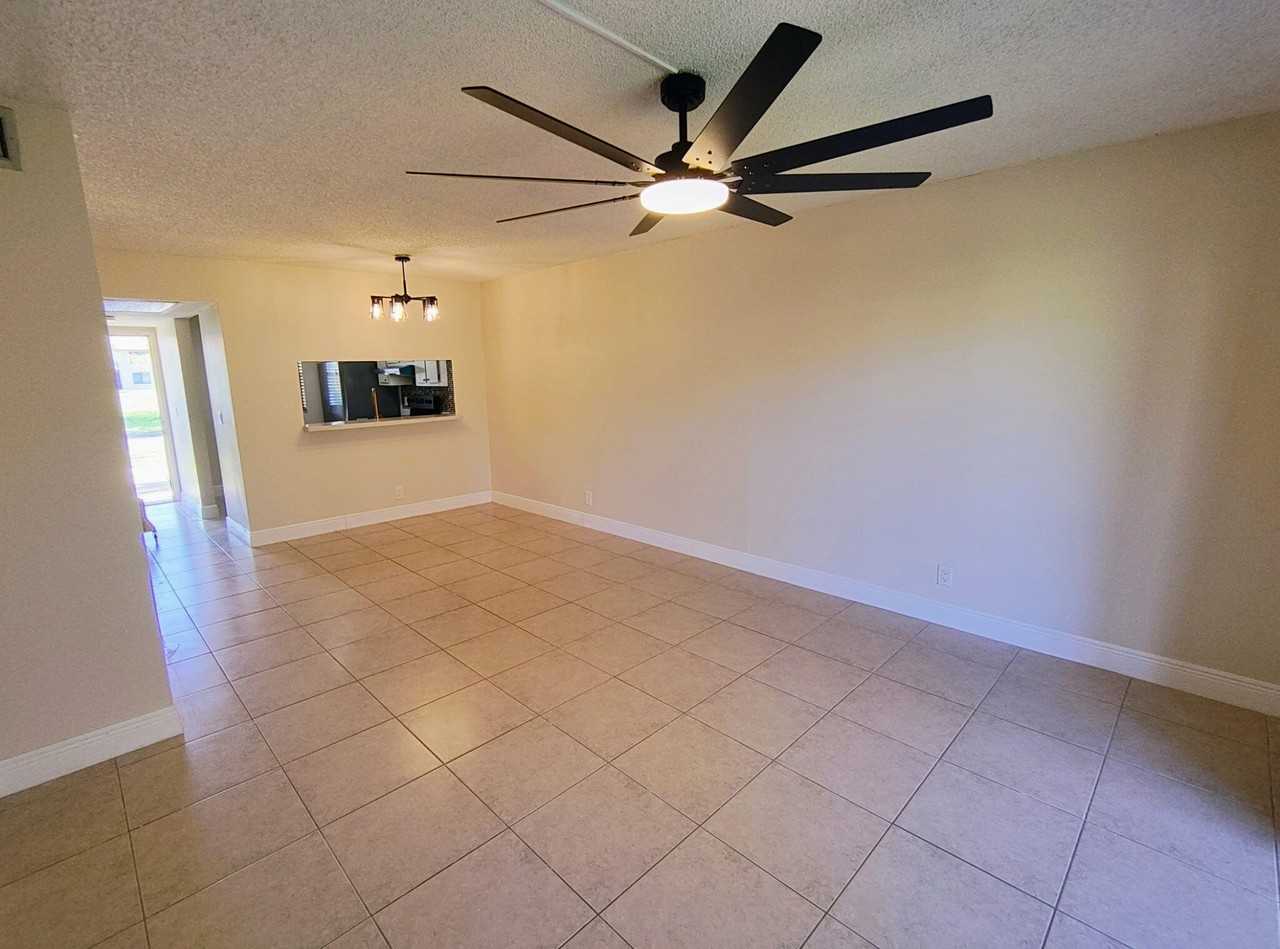 6736 Palmetto Cir S Apt 102 - Photo 4 of 13