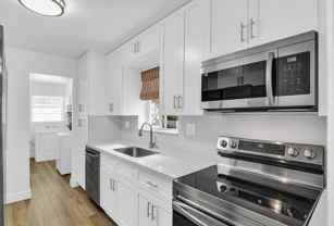 702 Sunset Dr - Photo 1 of 1