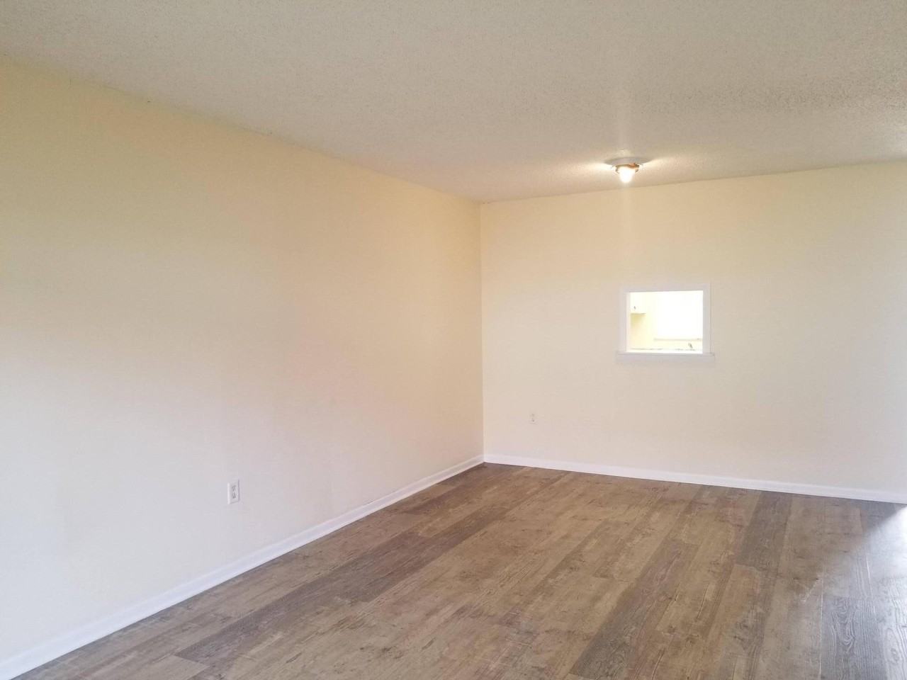 4141 16th St Apt 4-03 - Photo 3 of 9