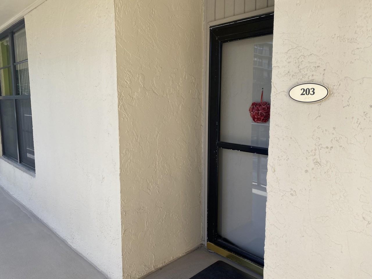 20 Royal Palm Way Unit 203 - Photo 3 of 39