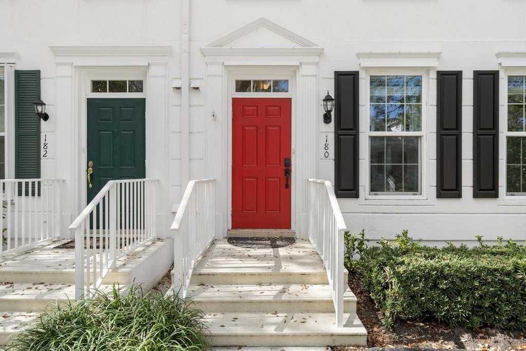 180 Freeport Dr - Photo 5 of 50