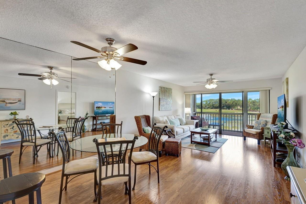 348 Brackenwood Cir - Photo 7 of 50