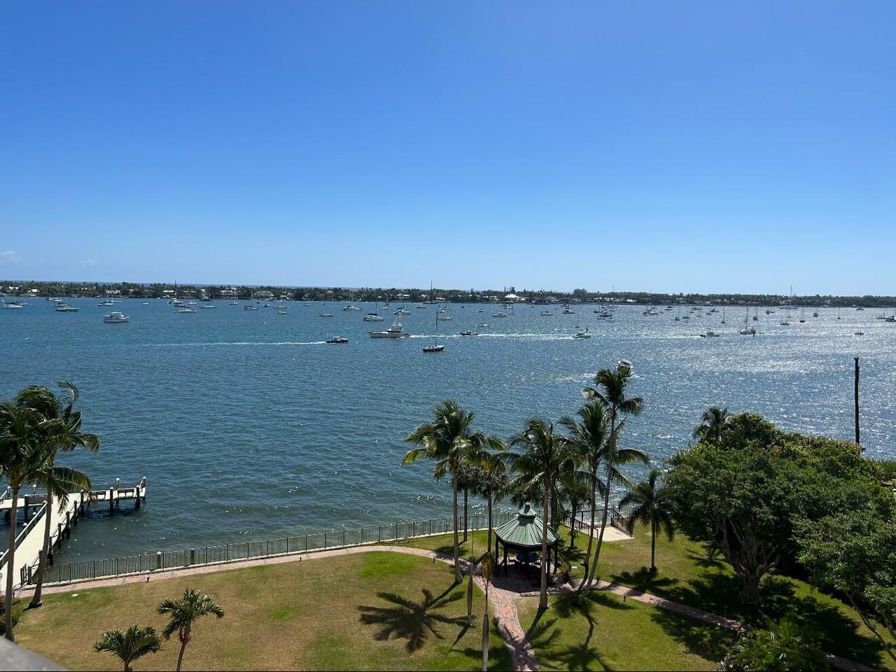 5200 N Flagler Dr Apt 804 - Photo 3 of 7